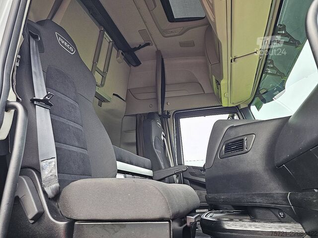  IVECO S-WAY AS440S48