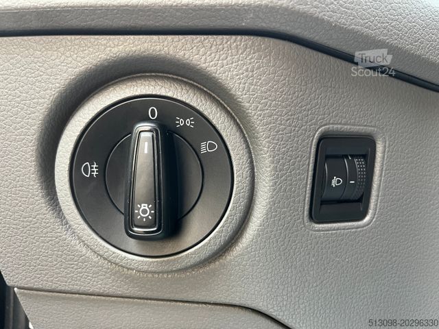 Microbuz VOLKSWAGEN CRAFTER AUTOMATIK 8 SITZER STANDHEIZUNG KAMERA