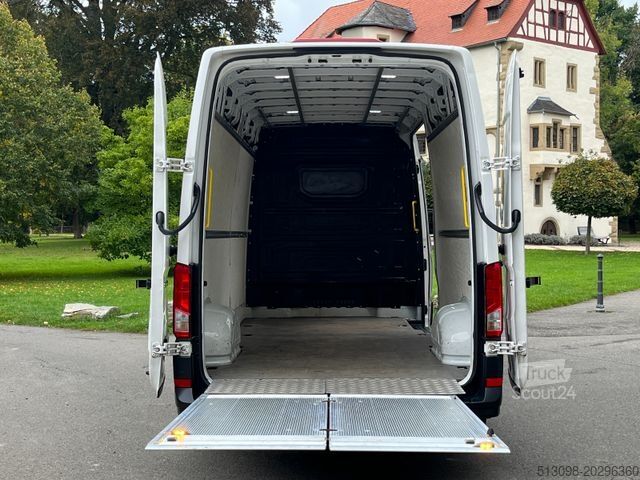Furgão de teto alto VOLKSWAGEN CRAFTER 2,0 TDI KASTEN LANG LADEBORDWAND KLIMA