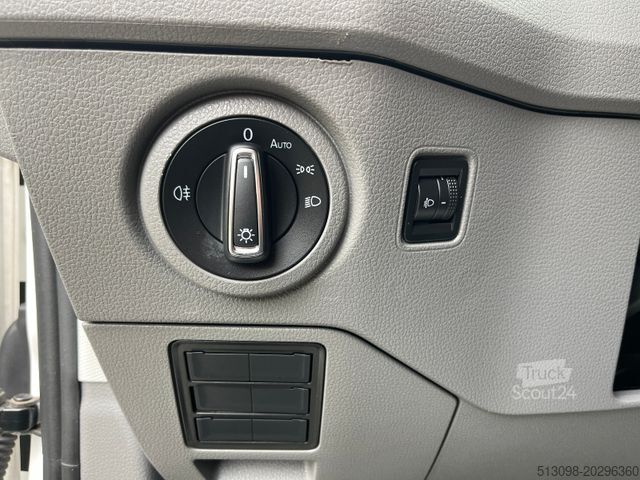 Furgão de teto alto VOLKSWAGEN CRAFTER 2,0 TDI KASTEN LANG LADEBORDWAND KLIMA