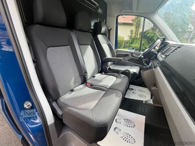 Furgão de teto alto VOLKSWAGEN CRAFTER MAXI LANG EXTRA HOCH ACC NAVI SPURHALTE.