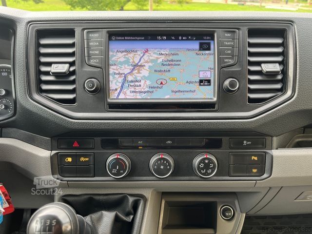 Furgão de teto alto VOLKSWAGEN CRAFTER MAXI LANG EXTRA HOCH ACC NAVI SPURHALTE.