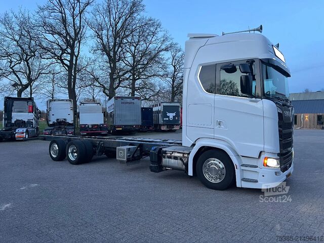 Chassis med førerhus Scania S580 6x2/4 Full options King of Road