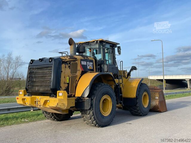 Loader Caterpillar 966M