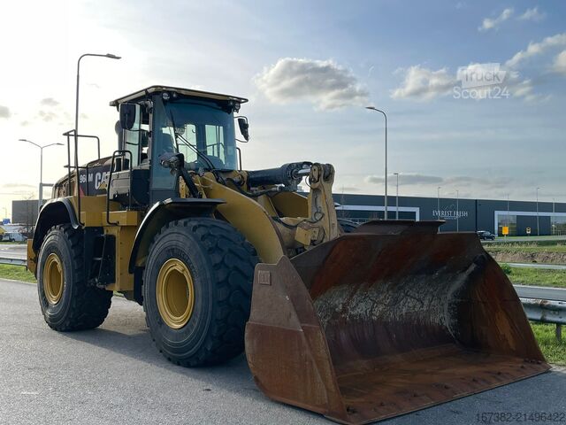 Loader Caterpillar 966M