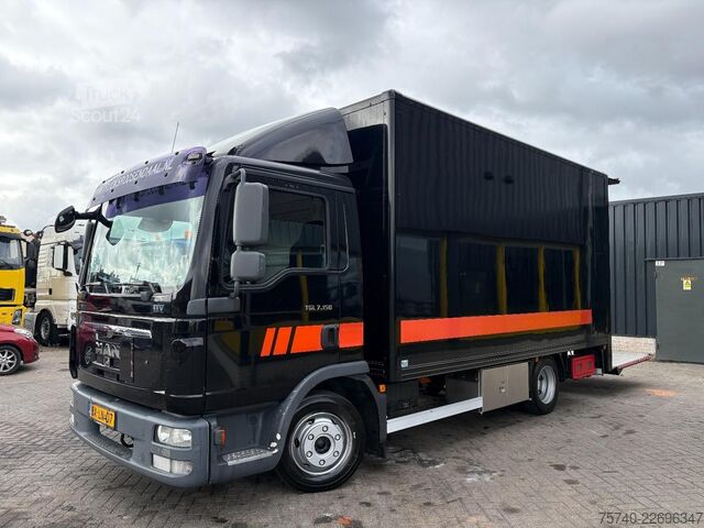 Benne fermée MAN TGL 7.150 + DHOLLANDIA LOADLIFT  + APK 10-03-2027