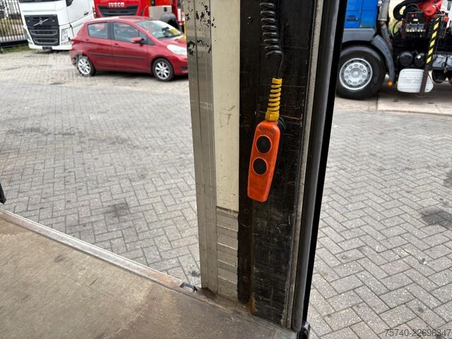 Benne fermée MAN TGL 7.150 + DHOLLANDIA LOADLIFT  + APK 10-03-2027