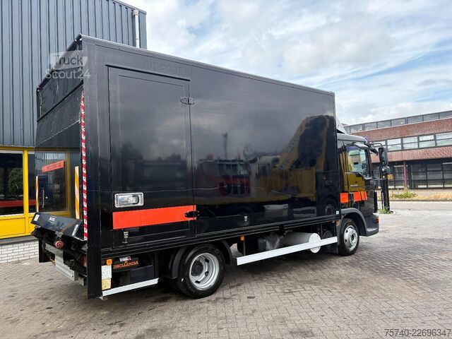 Benne fermée MAN TGL 7.150 + DHOLLANDIA LOADLIFT  + APK 10-03-2027