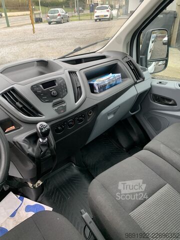 Furgão transportador de automóveis ford Transit 350