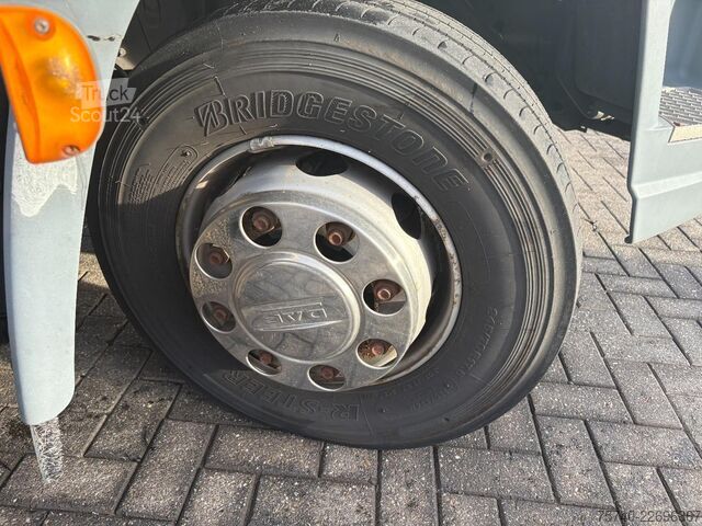 Bőrönd DAF LF 45.180 + euro 5 + 12ton + 5.58m box + lift
