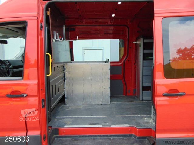 Ван с висока покривка VOLKSWAGEN Crafter 2.0 TDI 4Motion AUTOM.-AHK-BOTT-KAMERA