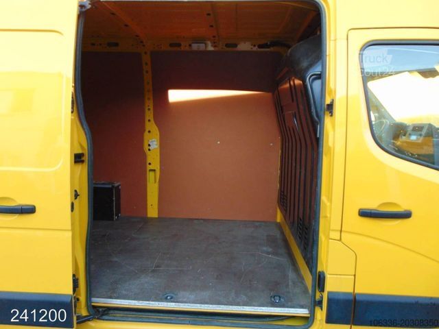 Yüksek tavanlı panelvan RENAULT Master 2.3 dCi L2H2 -KLIMA-