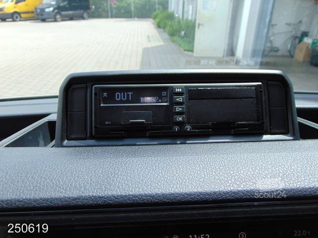 Ван с висока покривка VOLKSWAGEN Crafter 2.0 TDI AHK-KLIMA-NAVI-KAMERA