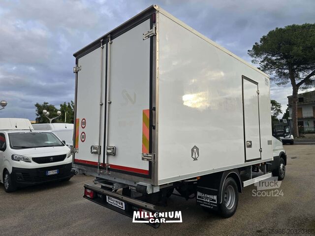 Isotermický chladiarenský dodávkový automobil Iveco DAILY 60-15 TRASPORTO CARNI FRC 2027