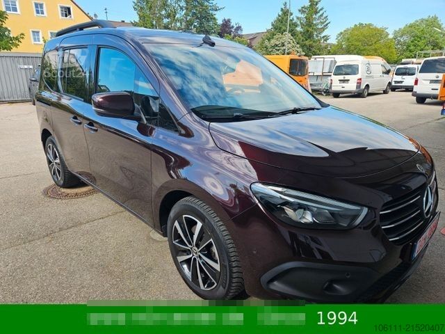 Minibus MERCEDES-BENZ T-Klasse 180 d standard Edition antara