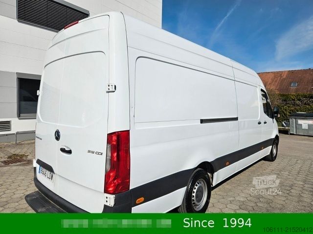 Minibus MERCEDES-BENZ Sprinter 319 CDI V6 RWD L3 / L4/MAXI/MBUX/PDC