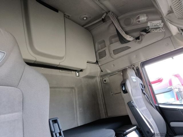 Standaard trekker IVECO AS440S50T/P