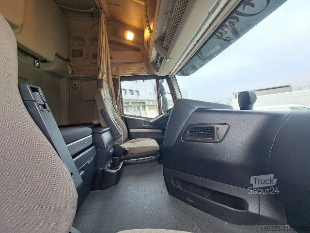 Standaard trekker IVECO AS440S46T/P XP