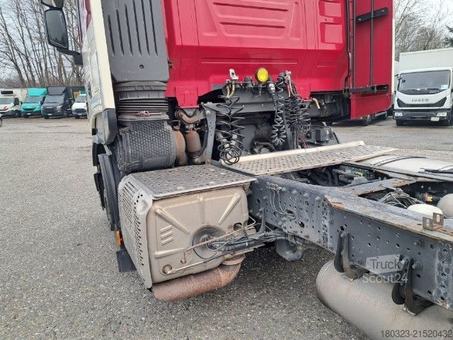 Standaard trekker IVECO AS440S46T/P XP