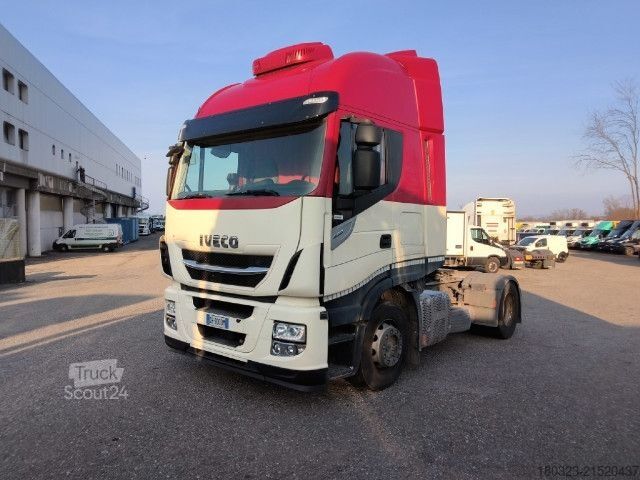 Standaard trekker IVECO AS440S48T/P