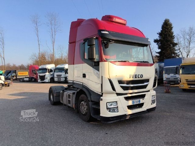 Standaard trekker IVECO AS440S48T/P