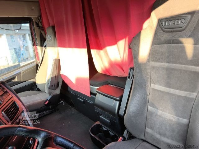 Standaard trekker IVECO AS440S48T/P