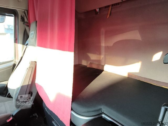 Standaard trekker IVECO AS440S48T/P