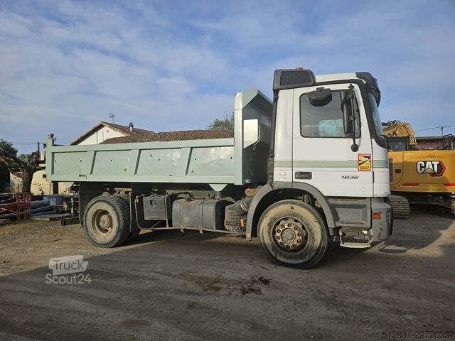 Savitvežis Mercedes-Benz Actros 1832