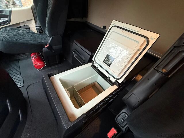 Standart-SZM Mercedes-Benz Actros 1940 4x2 Streamspace Spoilers 603.877KM
