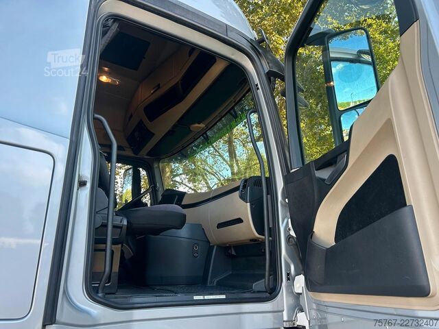 Тежкотоварен камион MERCEDES-BENZ Actros 2652 6x4 120 Ton