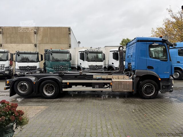 Basculantă Mercedes-Benz Actros MP5 2546 6X2 Meiller RS21