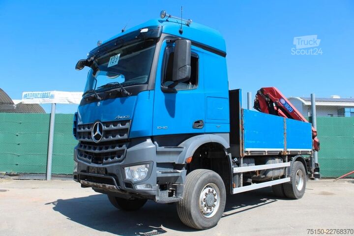 Кран-манипулятор на шасси грузовика MERCEDES-BENZ 1848 4x4 BB ALLRAD KRAN HMF 1820 123