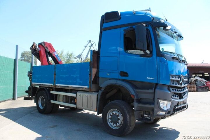 Кран-манипулятор на шасси грузовика MERCEDES-BENZ 1848 4x4 BB ALLRAD KRAN HMF 1820 123
