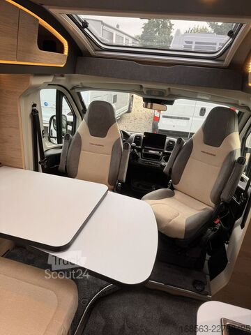 Polointegrovaný obytný vůz WEINSBERG CaraCompact 600 MF PEPPER - LP 74.198 ¤ !
