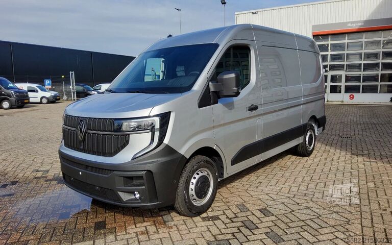 Panelvan Renault Master 170.35  EURO 6  L2H2 GESLOTEN GRIJS META...