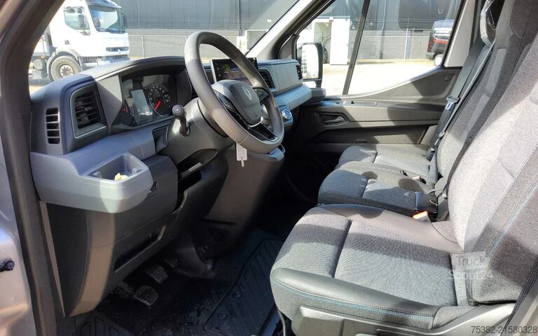 Panelvan Renault Master 170.35  EURO 6  L2H2 GESLOTEN GRIJS META...