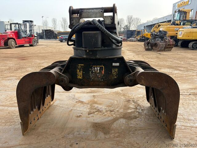 Excavator Caterpillar G320B-D