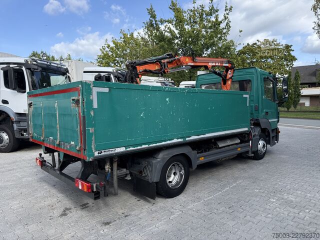 Furgão com grua montada em camião Mercedes-Benz Atego 818 L Kran Atlas 35.2 A2
