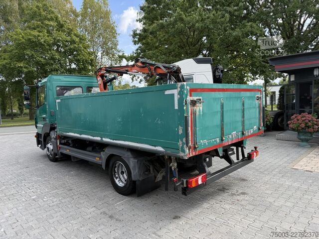 Furgão com grua montada em camião Mercedes-Benz Atego 818 L Kran Atlas 35.2 A2