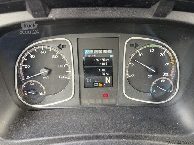 Pick-up varebil Mercedes-Benz Atego 818 L Kran Atlas 35.2 A2