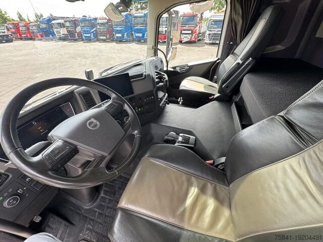 Autokrāna kravas automašīna Volvo FM 330 ( New Model ) 4x2 Palfinger PK 12002-EH D