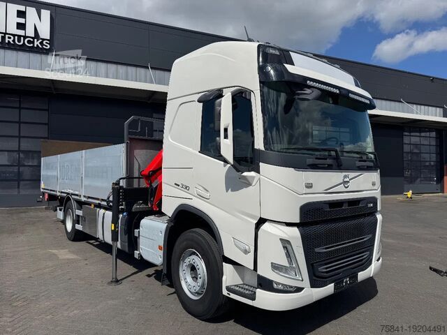 Autokrāna kravas automašīna Volvo FM 330 ( New Model ) 4x2 Palfinger PK 12002-EH D