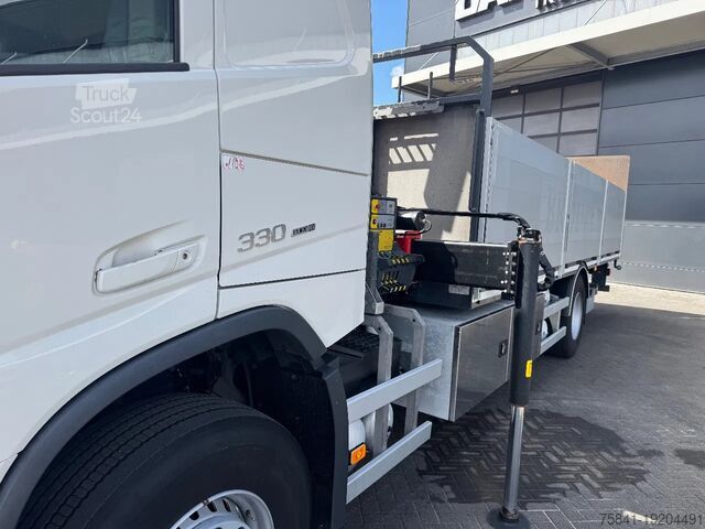 Autokrāna kravas automašīna Volvo FM 330 ( New Model ) 4x2 Palfinger PK 12002-EH D