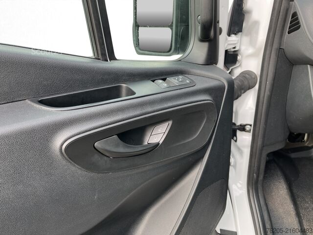 Фургон с брезентова завеса Mercedes-Benz Sprinter 319 CDI 4x4 Doka Pritsche  Klima LED AHK