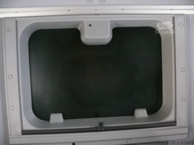 Furgons ar kasti MERCEDES-BENZ Mercedes-Benz 821*Schlafplatz*6 Sitz*2xAHK*LBW