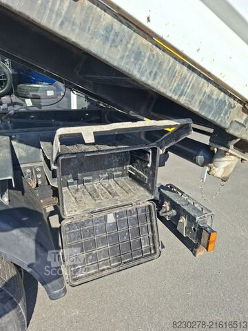 Tipper truck Mitsubishi Fuso Canter