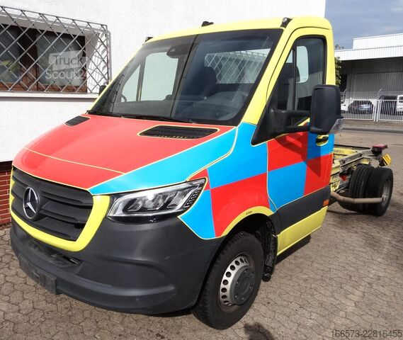 Chassis de carrinha MERCEDES-BENZ Sprinter 516 Automatik Klima zwillingsbereift