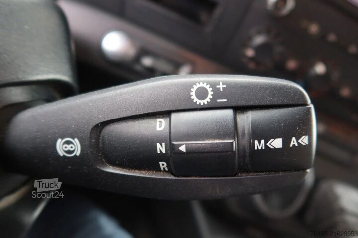 Koffer Mercedes-Benz Antos 1924L Huif + Klep Dhollandia 2000 KG Euro 6