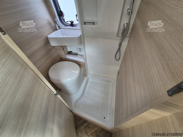 Camper van CHAUSSON V594 VIP