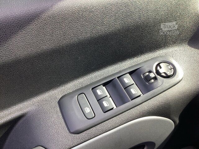 Minibús Citroën Berlingo M 130 MAX BAR +180°Kamera+NAV+ACC+LHZ+
